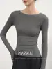 Camiseta básica de punto de manga larga con cuello redondo, color caqui, estilo francés, de alta gama, para mujer, otoño e invierno, con un diseño texturizado, ajustado y chic
