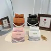 Bolsa de Ombro sob o Braço com Corrente de Pérolas, Design de Moda 2026, Estilo Coreano, Laço com Textura de Pérola, para o Dia a Dia