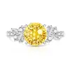 Douyin Venta Caliente Colorido Gema Fuego Artificial Flor Cortada Lenguaje Anillo Mujeres Super Brillante Diamante de Alto Carbono Bañado en Oro Real Anillo de Dedo Transmisión en Vivo Dropshipping
