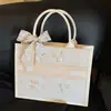 Bolso Nuevo de Verano para Mujer 2025, Bolso de Mano Elegante, Gran Capacidad, Bolso Texturizado para Mujer, Bolso Tote Bordado para Llevar en la Mano, Gama Alta