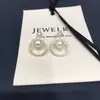 Brincos de Tarraxa de Pérola Brilhante Estilo Minimalista Exquisito Elegante Retrô Francês Nicho Luxo Leve Simples Versátil