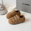 Zapatos de Tela para Niños con Suela Suave y Velcro para Niños y Niñas Zapatos Casuales Otoño Nuevo Estilo Coreano Zapatos de Entrenamiento Alemanes Zapatos Deportivos de Caña Baja