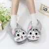 Juego de Animación Transfronterizo Accesorios de Dibujos Animados Pantuflas de Felpa para Interiores Pareja Hogar Cálido Pantuflas de Algodón Engrosadas Otoño e Invierno