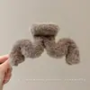 Presilhas de cabelo de pelúcia para outono e inverno para mulheres, acessórios de cabelo de luxo leve e de alta qualidade, presilhas elegantes para penteados presos, presilhas tipo tubarão estilo coreano para a parte de trás da cabeça