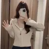 Cárdigan con capucha de punto trenzado estilo suave para mujeres de talla grande, abrigo suéter casual con cremallera para otoño e invierno, top corto que marca la cintura