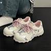 Tênis de Treino Estilo Academia Feminino 2025 Primavera e Verão Novo Confortável Versátil Flat Casual Tênis de Malha Sola Grossa Altura Aumentada Sapatos de Plataforma