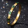 Pulsera de acero de titanio, nueva moda transfronteriza europea y americana, pulsera de mujer con diamantes de colores, de alta gama, lujo ligero, pulsera de acero inoxidable simple y versátil