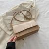 Bolso de hombro estilo coreano para mujer, elegante bolso de mano de color liso para uso diario 2023, pequeño bolso cuadrado combinable para mujer.