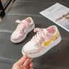 Sapatos Casuais Versáteis da Moda para Meninas 2026 Novidades de Verão Sapatos de Board Baixos com Solado Macio para Crianças Tênis Esportivos de Corrida para Meninos