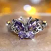 Anillo de mariposa de diamante morado transfronterizo, diseño personalizado moderno y exquisito, joyería de moda popular, accesorio para la mano de mujer
