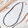 Collar Sencillo de Moda con Perlas de Vidrio Negro Cadena para el Cuello Estilo Lujo Ligero No Desvanecible de Metal Acero Inoxidable Cadena para la Clavícula