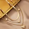 Colar Cruzado Novo Retro Geométrico em Formato de Coração com Corrente Osso de Cobra Moda Metálico Estéreo Amor Camadas Múltiplas Empilhadas para Mulheres