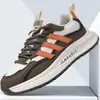 Sapatos Casuais Masculinos 2026 Primavera Novos Tendência Casual Esportivo Masculino com Solado Grosso para Trabalho Corrida Masculino
