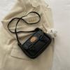Bolsa Cambridge Texturas Feminina Verão 2022 Nova Moda Nicho Bolsa de Ombro Único Sob o Braço Bolsa Transversal Delicada para Menina