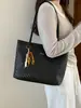 Nova bolsa de ombro feminina de comércio exterior transfronteiriço, bolsa de mão feminina de trama de grande capacidade, bolsa de trabalho versátil, simples e moderna