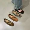 Nuevos zapatos de mujer estilo literario y artístico 2026, punta cuadrada, boca poco profunda, suela blanda, lunares, zapatos Mary Jane retro, acabado mate, colección de otoño