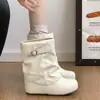 Nova coleção outono 2026 feminina: Estilo europeu e americano, com elevação interna, botas de tornozelo inspiradas em Birkenstock com design de perna de calça empilhada e detalhe de fivela