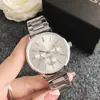 Reloj al por mayor Regalo para hombre Reloj promocional Tres ojos Seis agujas Decoración Movimiento de cuarzo japonés Correa de acero inoxidable Reloj para hombre