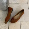 Zapatos de mujer elegantes y modernos talla grande 2026 moda nuevo modelo lazo superficie suave zapatos de muñeca coreanos para pies anchos y gruesos