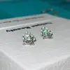 Coleção de Unhas de Osso de Ouvido de Aço Titânio Verde Menta Transparente Pequenas Frescas Microcravejadas com Zircônia Doces Brincos de Trevo de Quatro Folhas