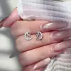 Brincos de Anjinho Delicados para Mulheres, Design Exclusivo, Brincos Doces, Zircônia Microcravejada, Brincos Versáteis para o Dia a Dia, Modernos