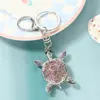 Llavero colgante de tortuga bestseller transfronterizo con diamantes, aleación de zinc, regalo pequeño creativo, decoración de mochila, llavero de coche