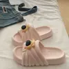 Chinelos de banho macios de EVA resistentes a odores, fofos para mulheres, estudantes, adequados para uso externo, dormitórios, casa e casais, antiderrapantes, reparo de cachorro.