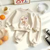 Conjunto de Niñas Estilo Ins Primavera y Otoño Nuevo Lindo Dibujos Animados Sudadera con Capucha + Pantalones Deportivos Estilo Coreano Holgado Ropa Infantil Conjunto de Dos Piezas