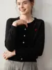 Nuevo Suéter de Cachemira Pura para Mujer Otoño e Invierno con Estilo Suave, Diseño de Corazón Bordado a Mano, Cárdigan de Punto Ajustado, Top de Manga Larga y Chaqueta