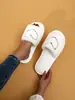 Pantuflas de Felpa Bordadas con Corazón Gris para Mujer Estilo Otoño Invierno Superventas Transfronterizo Pantuflas de Algodón Silenciosas para el Hogar Niñas