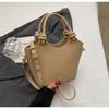 Bolsa Transversal Saco Nova Primavera 2026 Bolsa de Mão Simples Moderna Versátil Design de Nicho Feminino Bolsa para o Dia a Dia