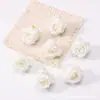 Cabeças de flores de rosa artificiais, cabeças de flores pequenas, acessórios de cabeça florais, guirlandas, grampos de cabelo, adereços para fotos, flores decorativas, botões de flores para mesa de centro