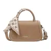 Bolso pequeño cuadrado de moda estilo coreano para mujer, nuevo modelo principios de otoño 2026, bolso de hombro moderno de bloques de color, bolso casual de alto valor para mujer