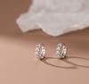 Pendientes de estilo coreano con hebilla de diamante de alta gama para mujer, nuevos y modernos, con diseño ligero y lujoso, ideales para dormir.