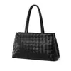 Suministrado directamente del comercio exterior, bolso tote tejido a mano de gran capacidad, bolso de mano versátil simple y elegante, venta al por mayor personalizada