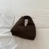 Bolso de mano Ruien elegante con textura para dumplings para mujer, nuevo modelo de otoño 2026, bolso de mano retro único y moderno