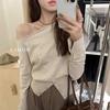 2024 Início do Outono Novo Sexy Irregular Ombro Fenda Malha Suéter Moda Feminina Francês Elegante Manga Longa Top