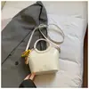 Bolso Cubo de Moda Casual Simple de Nicho Tendencia Primavera 2026 Nuevo Bolso de Hombro Cruzado para Mujer