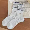 Calcetines de encaje acanalados dobles personalizados para primavera/verano para mujer, calcetines de algodón con estampado floral retro, a la moda, versátiles, perfectos para llevar con Mary Janes