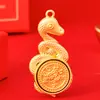 Llavero Colgante Zodiacal Exclusivo del Año de la Serpiente, Buena Suerte y Fortuna, Suministro para Puestos Callejeros, Venta al por Mayor de Fabricante