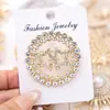 Broche Vintage com Strass Atacado Elegante Versátil Estrela Coração Geométrico para Mulheres Broche Anti-exposição Acessório de Roupa