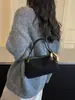 Bolso tipo almohada Boston de alta gama 2026 Nuevo Bolso de mano casual Versátil para el trabajo Hombro Cruzado Bolso Transversal Transfronterizo