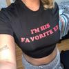 Camiseta de manga corta con letras y corte entallado para mujer, estilo verano 2024