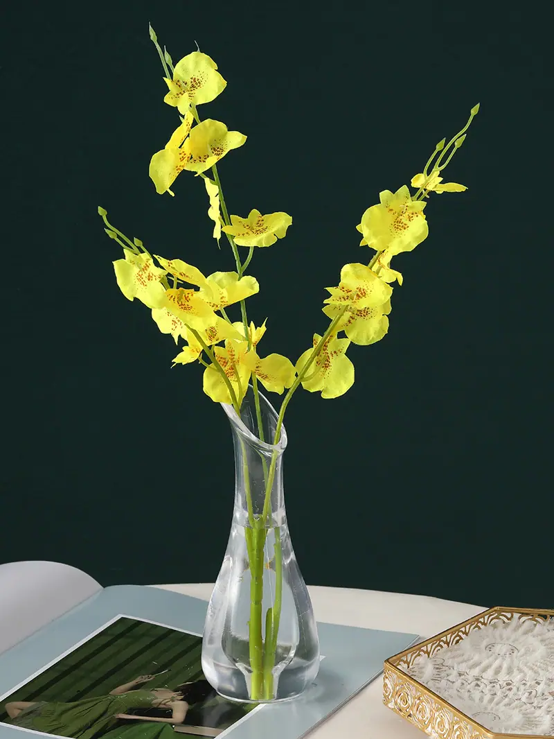 acrylic vase