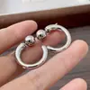 Un par de pendientes de perla en forma de C de doble uso, temperamento, material ecológico, estilo minimalista de alta gama, pendientes coreanos, pendientes de personalidad