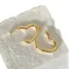 Pendientes de Estrella de Cinco Puntas y Corazón Europeos y Americanos para Mujer, Brazaletes de Oreja Estilo Minimalista, Pendientes Galvanizados de Acero Inoxidable que Conservan el Color