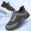 Zapatos deportivos de cordones para exteriores estilo primavera y otoño para hombres jóvenes y de mediana edad, transpirables y no sofocantes, hechos de tela de malla, duraderos con suelas gruesas, adecuados para el trabajo y los desplazamientos