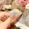 Anillo Serie Amor de Temperamento Elegante Camelia para Mujer Chapado en Platino con Imitación de Moissanita Anillo de Moda para Boda y Banquete
