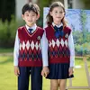 Ropa de jardín para preescolar ropa de primavera y otoño conjunto de dos piezas estilo británico uniforme de escuela primaria suéter de manga larga ropa de clase para niños piezas falsas de dos