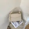 Bolso de mano simple de color liso estilo coreano, modelo nuevo 2026, bolso cruzado único de Instagram, bolso de hombro cuadrado pequeño elegante y con estilo para mujer